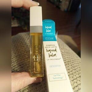 NIB Thrive Causemetics pumpkin spice liquid balm lip treatment